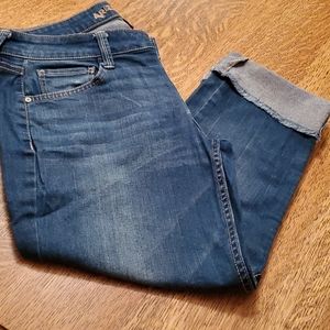 Arizona Jean Co. Denim Capris Size 9 Juniors